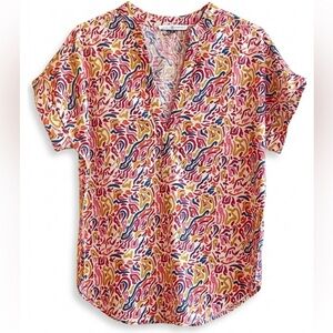 Michelle McDowell geometric print split v-neck blouse top short sleeve medium